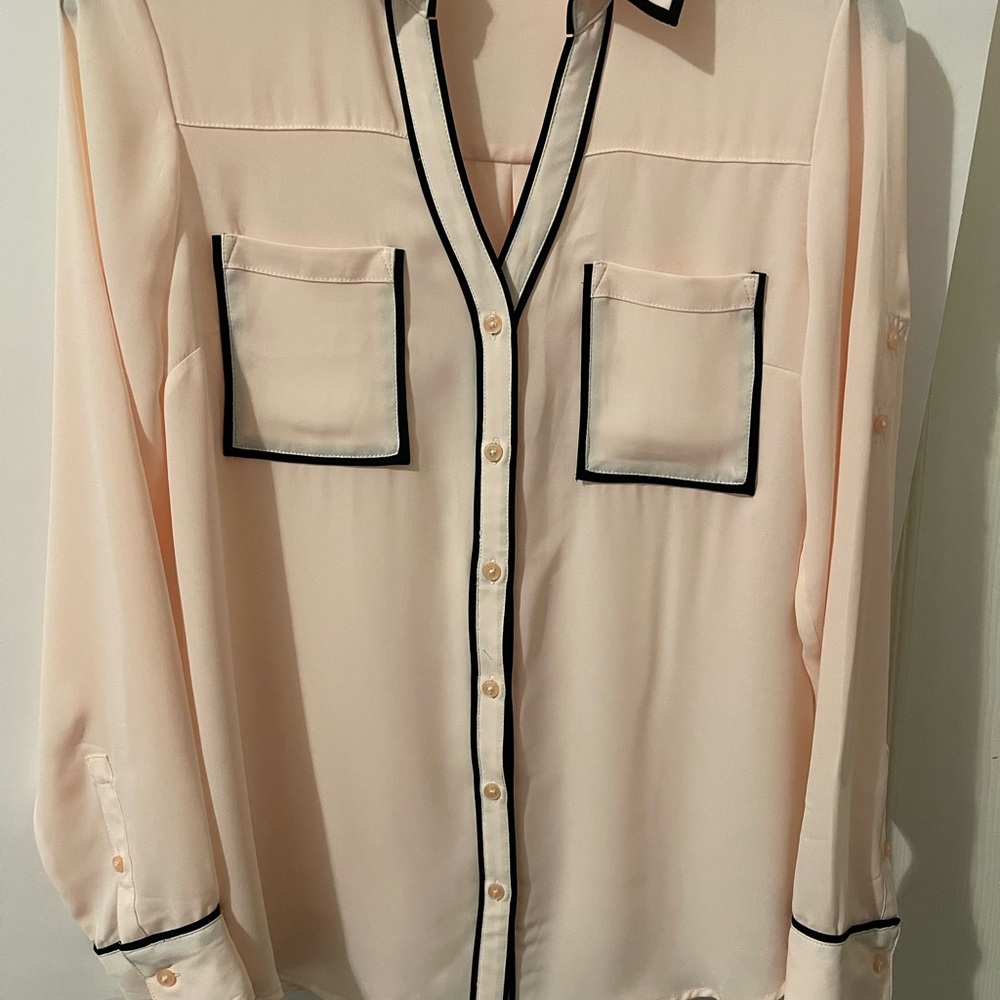 Express Portofino Peachy/Pink Blouse with Black Trim